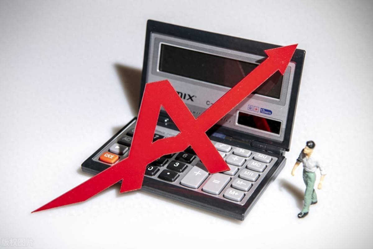 皇冠信用网怎么代理_现在A股市场就像个压紧的弹簧皇冠信用网怎么代理,随时可能“砰”的一下爆发!