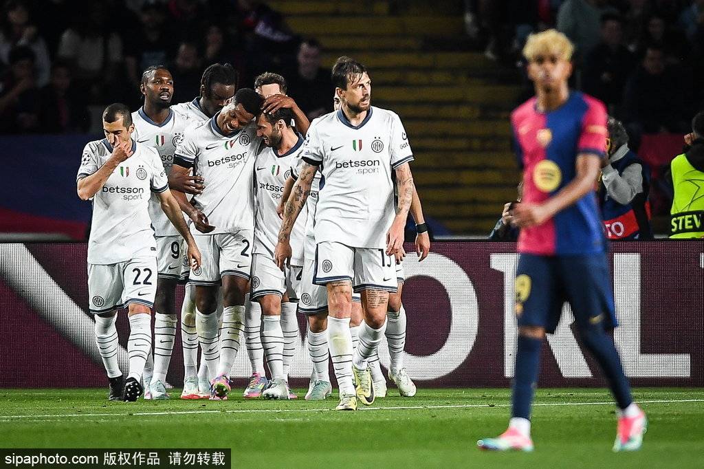 皇冠信用网登_欧冠-进球大战皇冠信用网登!邓弗里斯2射1传亚马尔破门 巴萨3-3国米