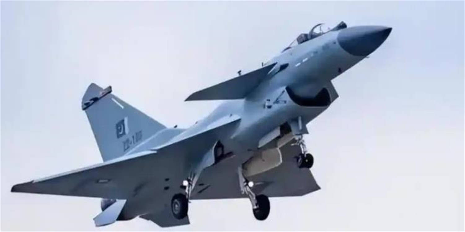 皇冠信用网需要押金吗_印被中式武器打服皇冠信用网需要押金吗，解放军发布歼10C大片，绿媒点赞，民进党沉默