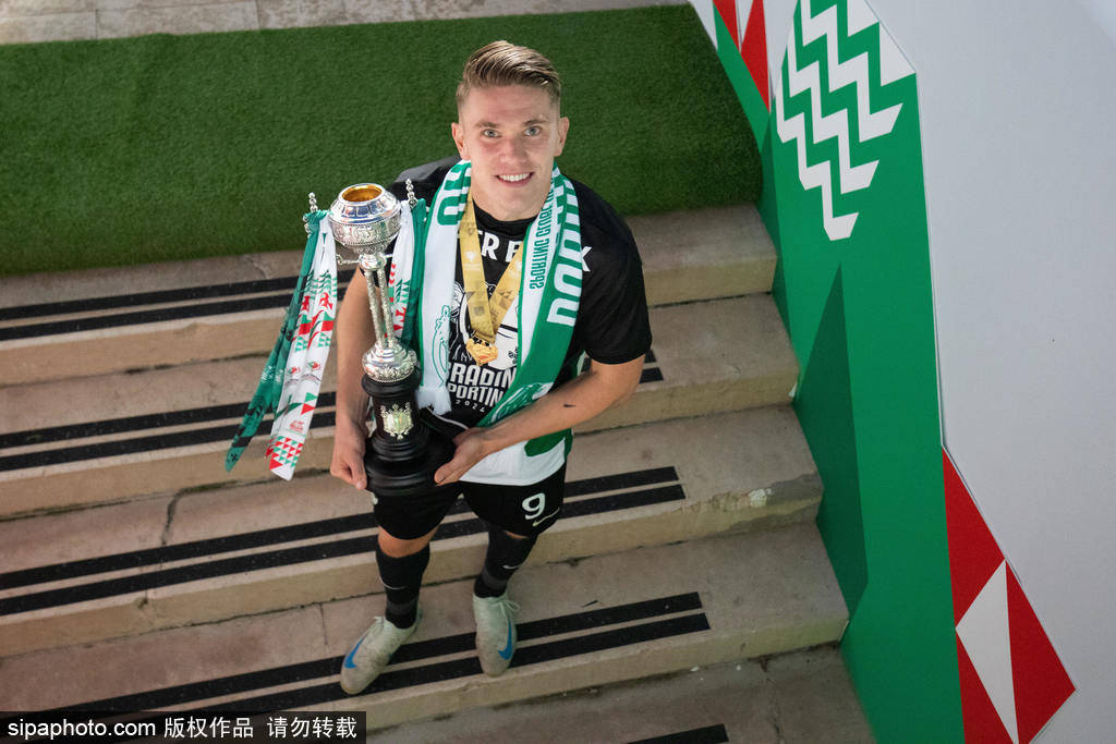 皇冠信用网会员账号_1亿欧变6千万？吉奥克雷斯转会曼联惊天反转皇冠信用网会员账号，葡体撕毁密约！