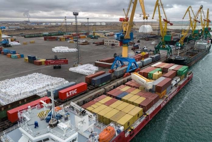 智利足球联赛
_美国出乎意料对哈萨克斯坦下手智利足球联赛
，“还是与中国有关”