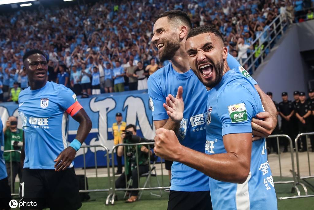 皇冠信用网登2代理_中超-拉布亚德建功马莱莱点射张弛直红 英博2-0海牛夺4连胜