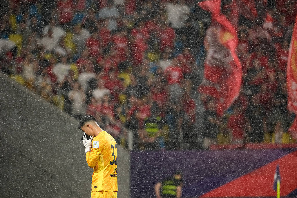 皇冠信用网会员开户
_创造历史皇冠信用网会员开户
!足协杯-王国明立功 河南点球大战4-3蓉城晋级决赛