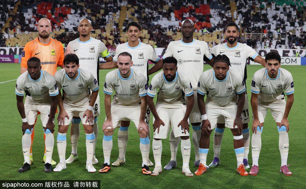 怎么申请皇冠信用网_河南队双响领先三镇怎么申请皇冠信用网，阿奇姆彭与卢永涛闪耀全场