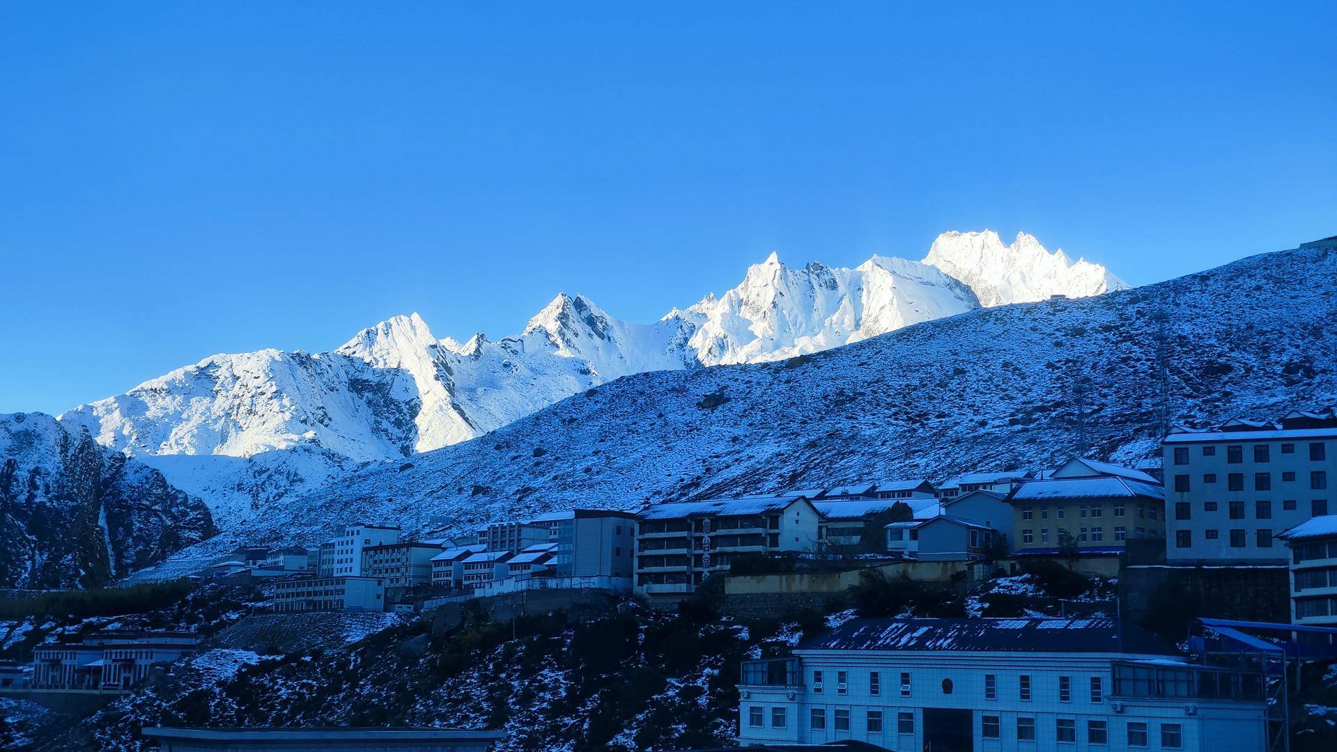 信用网怎么注册
_从尼泊尔回国手机遭“保护性关停”信用网怎么注册
，8天仍未恢复 当事人：在海拔4000多米路边冻到崩溃