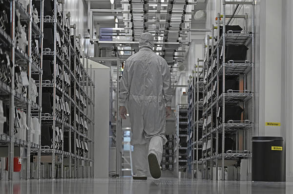 皇冠信用网最高占成
_闻泰科技:要想重启安世半导体从中国出口皇冠信用网最高占成
,必须满足这一条件