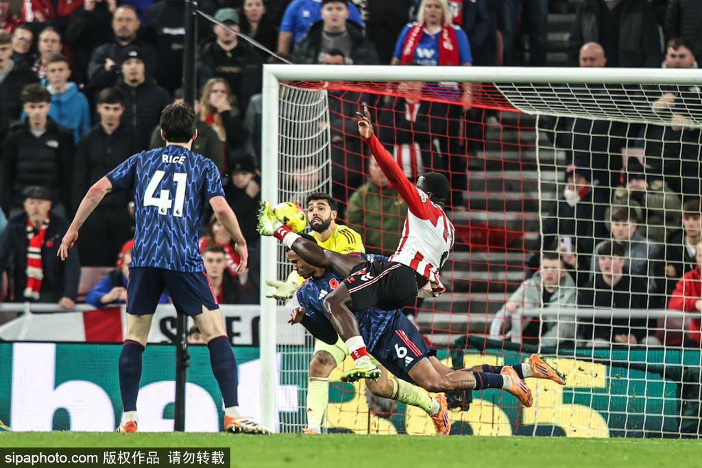 皇冠皇冠信用网平台
_10连胜终结皇冠皇冠信用网平台
!英超-萨卡破门 阿森纳2-2遭桑德兰补时绝平