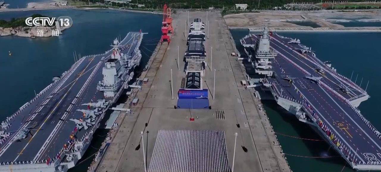 皇冠信用网开户
_时速200公里急刹车!福建舰服役后第一餐:烤羊排皇冠信用网开户
,大虾,红烧肉