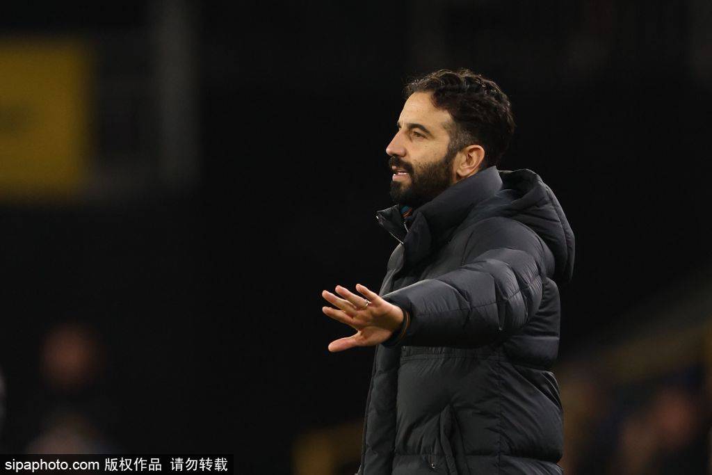 皇冠信用网登2登3_鲁本·阿莫林下课风波:沙特亿万富翁图尔基·阿拉尔希克的犀利发声皇冠信用网登2登3,曼联未来走向何方?