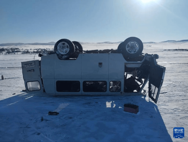 皇冠信用网平台_俄侦查委员会：贝加尔湖翻车事故司机没驾照 已被拘留