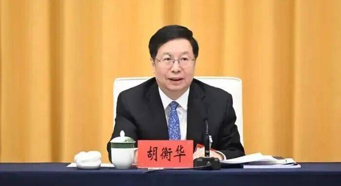 皇冠信用网会员_重庆市长胡衡华：最近状态不好皇冠信用网会员！