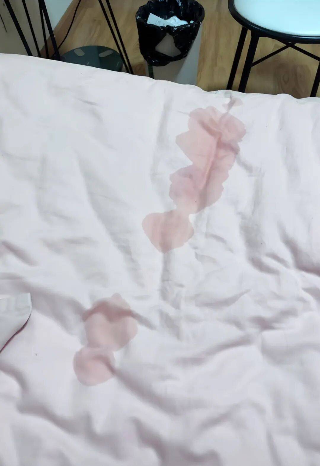 皇冠手机管理端登录_杭州女子清晨醒来皇冠手机管理端登录,摸到床单上有不明液体,疑遭人上门开锁