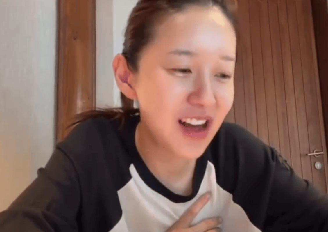 皇冠信用网登2代理_陈赫妻子张子萱谈回北京不住家里:住不下皇冠信用网登2代理,父母买不起大房子