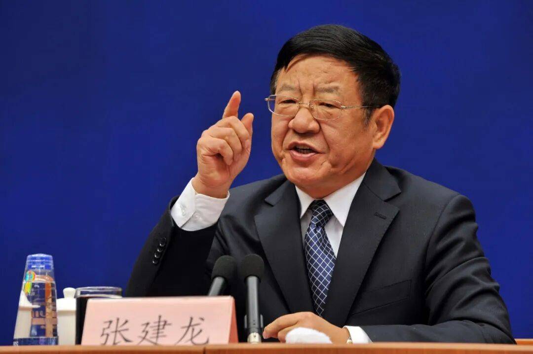 皇冠世界杯
_经中央纪委常委会会议研究并报中共中央批准皇冠世界杯
,决定给予张建龙开除党籍处分